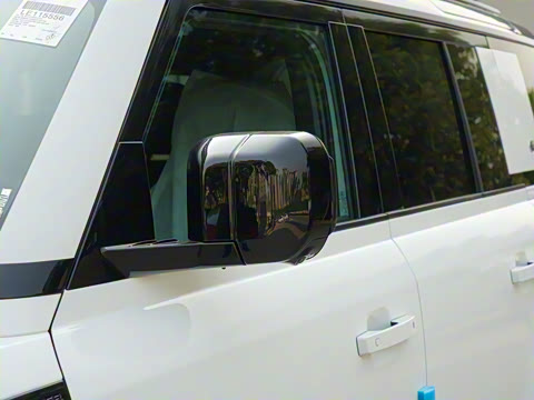 2023�� 110 3.0T P400 X-DYNAMIC HSE