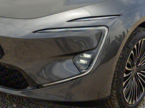 2025�� �Ŀ� Max���̰�