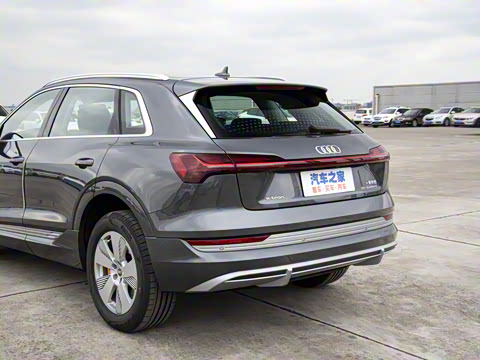 2021�� 50 quattro ������