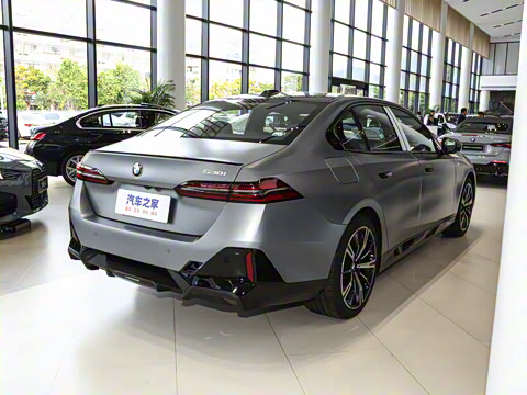 2024�� 530i ������ M�˶���װ