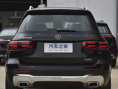 2025�� GLB 220 ʱ����