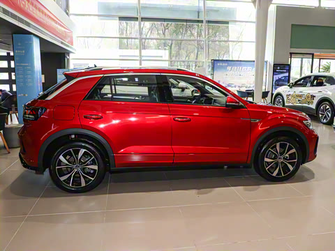 2025�� 300TSI DSG���������