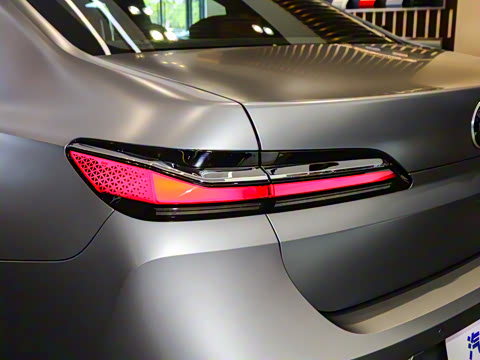 2023�� 740Li ������ ������װ