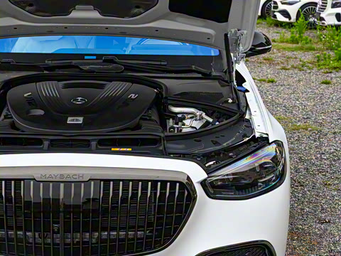 2025�� �Ŀ� S 680 4MATIC ��ҹ��