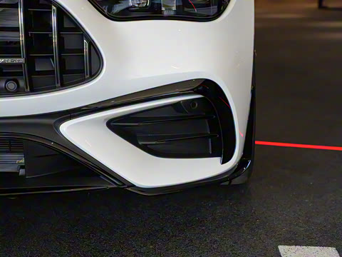 2025�� AMG CLE 53 4MATIC+ ���ܳ�