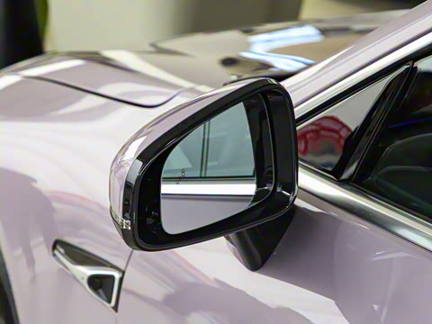 2023�� P7i 702 Max