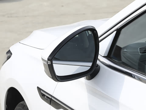 2025�� 1.6T DCT�