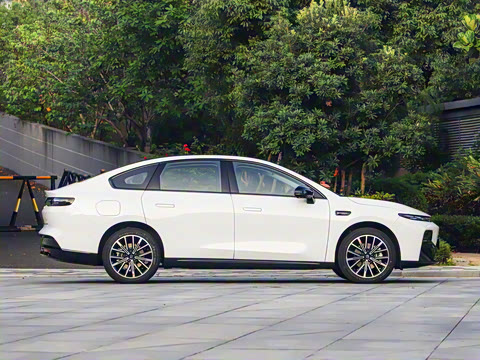 2025�� 650������