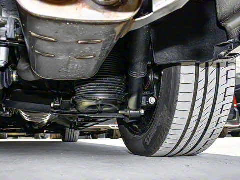 2025�� 2.0T �����