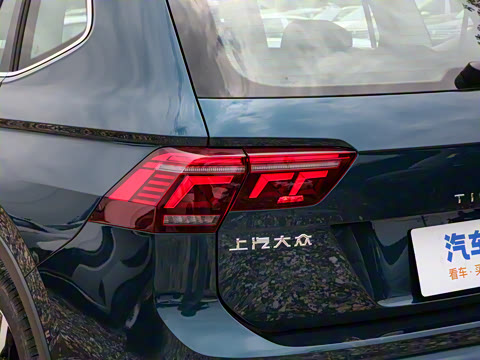 2023�� �Ŀ� 380TSI �Զ�����R-Line�콢��7��