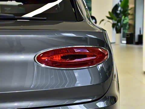 2026�� 4.0T V8 ������ŶȰ�