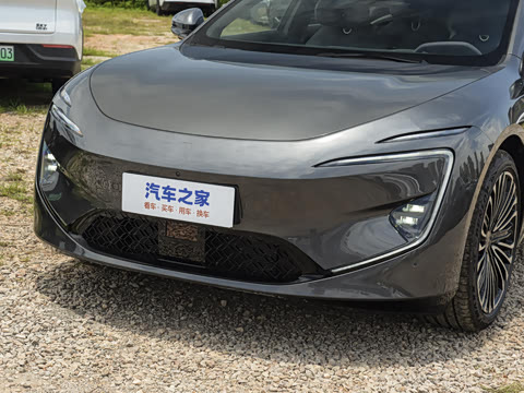 2025�� �Ŀ� Max���̰�