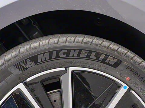 2025�� EV 701KM�����״�������