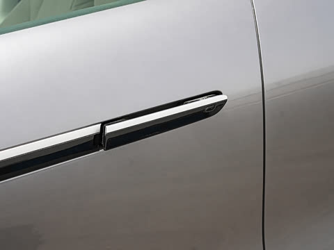 2025�� EV 701KM�����״�������