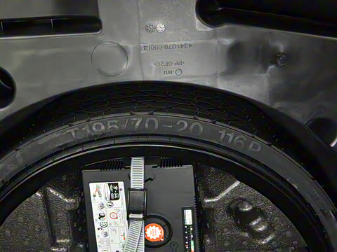 2023�� 55 TFSI ����������