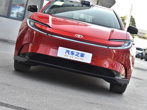 2025�� 550 PRO���а�