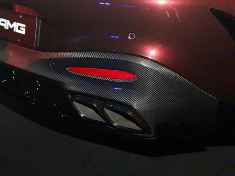 2025�� AMG GT 63 4MATIC+