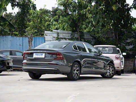 2026�� B4 ���ݺ�����