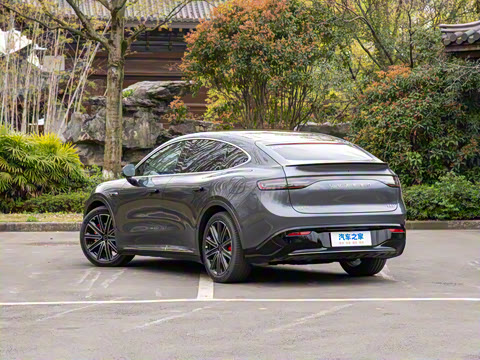 2025�� ���� 331km Ultra