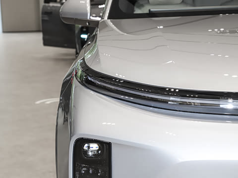 2025�� Ultra ���ܻ��°�