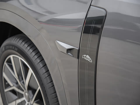 2025�� 180km Ultra ���������״��