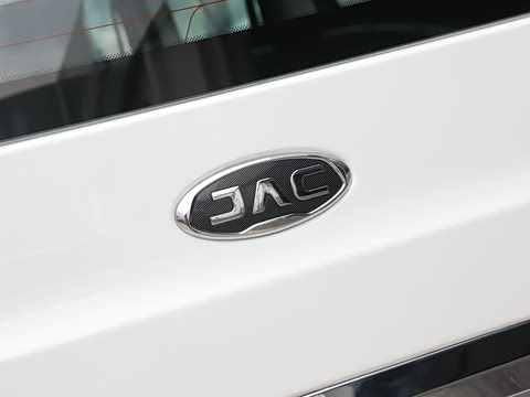 2023�� PLUS 1.8L 7/8�����ʰ�CNG