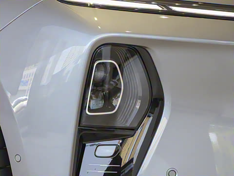 2025�� 102kWh ǩ����