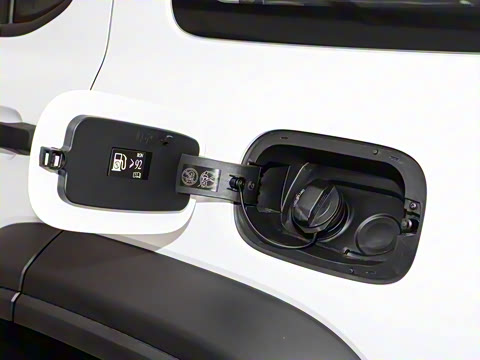 2025�� 2.0T ������