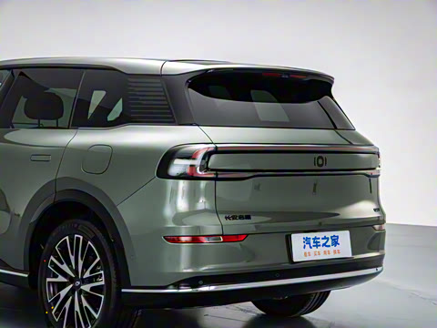 2025�� 215�����콢PLUS