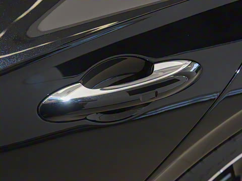 2024�� 4.0T V8 Mulliner