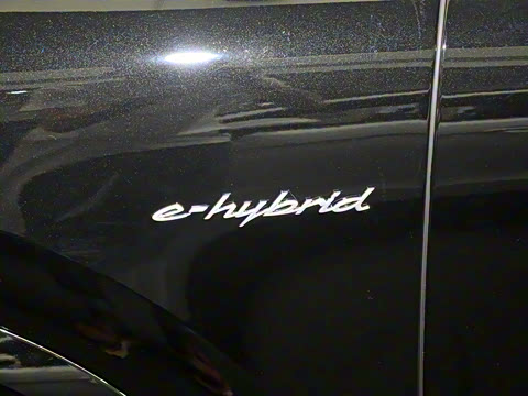 2024�� Cayenne E-Hybrid 2.0T