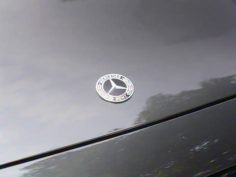 2025�� �Ŀ� E 300 ʱ�����˶���