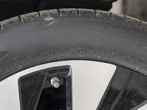 2025�� Pro 300TSI �ǿ���ҫ��