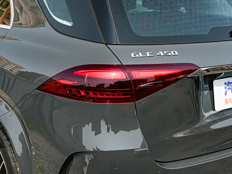 2025�� �Ŀ� GLE 450 4MATIC ������