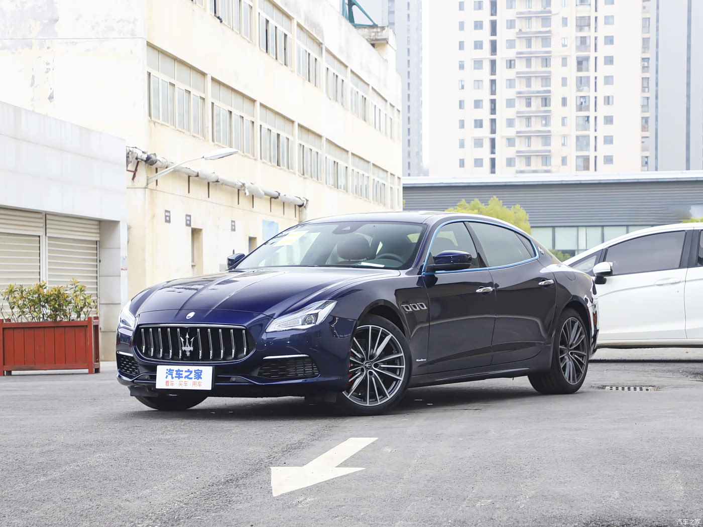总裁2021款 3.0t 豪华版 7477604图片_玛莎拉蒂_汽车图库_汽车之家