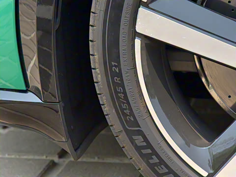 2025�� ������������������Max��