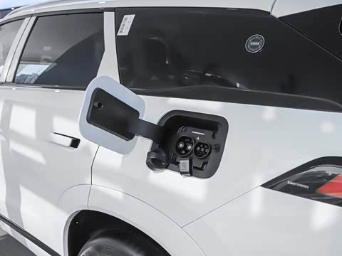 2025�� 1.5T 106KM������ 7�� �������