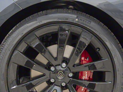 2025�� 400PS Dynamic HSE