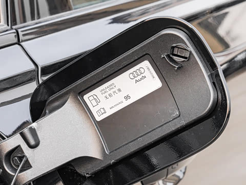 2025�� 45 TFSI quattro S line����ʿ��