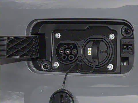 2025�� Pro 282km ���ư�