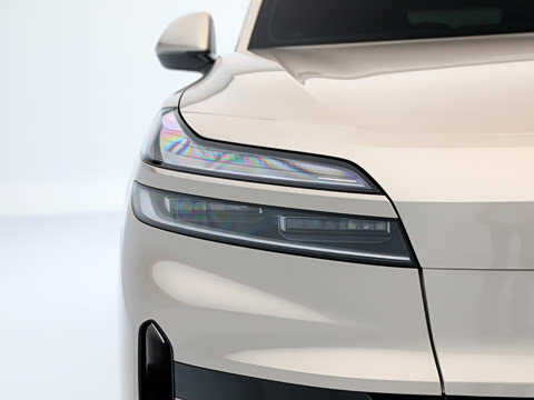 2025�� Ultra ������