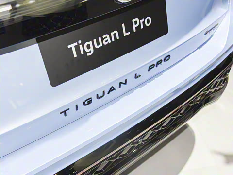 2025�� PRO 380TSI ���� R-Line �����