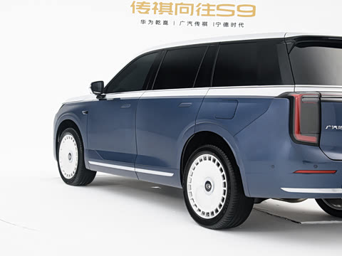 2025�� Ǭ�� UItra 6��