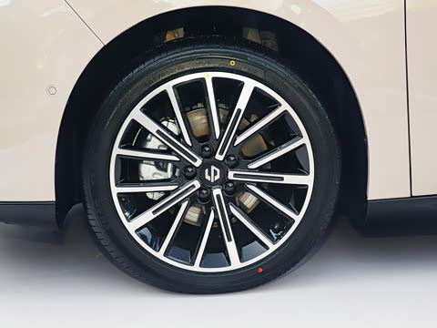 2025�� 550������