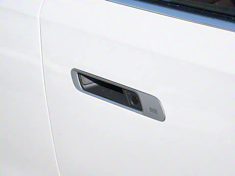 2023�� eDrive50L ����M�˶���װ