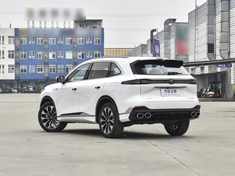 2025�� ���Ĵ� UItra 2.0T ������ �ǻ۾�����