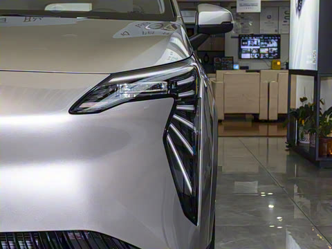 2025�� Plus 510 ������