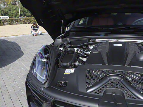 2022�� Macan S 2.9T