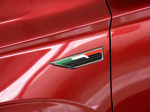 2019�� F�� 1.5T �Զ���۰� ��V