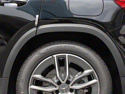 2022�� AMG GLA 35 4MATIC